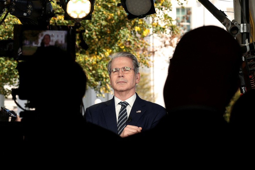 U.S. Treasury Secretary Scott Bessent is interviewed by a TV network at the White House in Washington, D.C., October 22, 2025. REUTERS/Kevin Lamarque