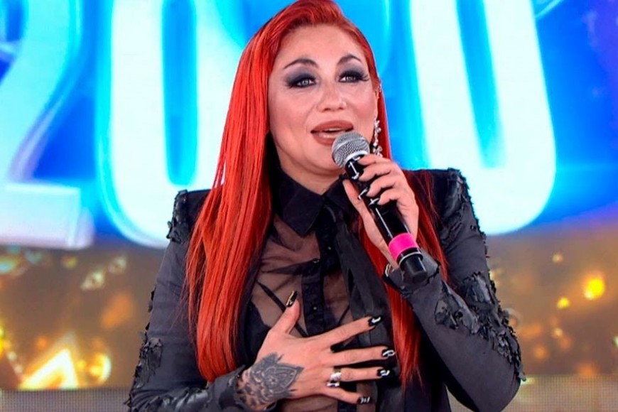 El hecho de que Lourdes mantenga actividad visible en redes sociales genera interrogantes