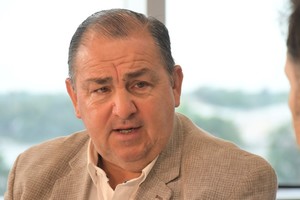 Poletti hizo hincapié en la gestión municipal como ejemplo de administración eficiente. Crédito: Flavio Raina.