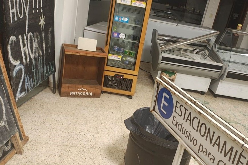 carnicería vandalizada en gral paz y galicia