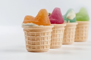 “Golosina a base de oblea y azúcar marca Gallinita Orly”, fabricada por PEPO S.R.L