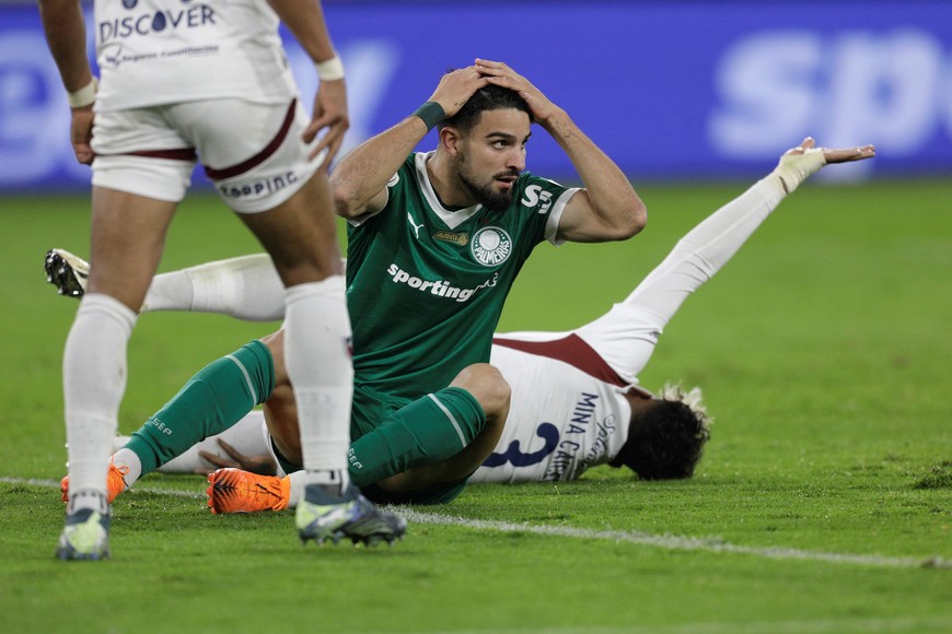 Soccer Football - Copa Libertadores - Semi Final - First Leg - LDU Quito v Palmeiras - Estadio Rodrigo Paz Delgado, Quito, Ecuador - October 23, 2025
Palmeiras' Flaco Lopez reacts REUTERS/Cristina Vega