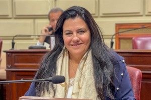 Fernanda Castellani impulsa una ley para fomentar el uso de Inteligencia Artificial en la producción agrícola santafesina