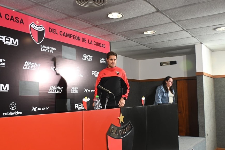 El día de su presentación como técnico de Colón. Pidió consenso con las otras listas y los dirigentes le dijeron que todos iban a quererlo con la campaña que había realizado, sobre todo en Gimnasia de Mendoza.