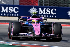 Oct 19, 2025; Austin, TX, USA; BWT Alpine F1 Team driver Franco Colapinto (43) of Team Argentina drives during the 2025 US Grand Prix at Circuit of The Americas in Austin, Texas. Mandatory Credit: Jerome Miron-Imagn Images