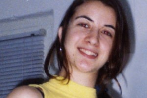 El caso continúa impune, pero los resultados genéticos del expediente siguen preservados.