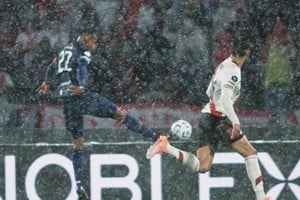 Bajo la lluvia...Fotos: Independiente Rivadavia