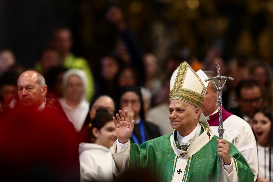 Pope Leo XIV gestures at the end of Mass for the Jubilee of Synodal Teams and Participatory Bodies at St. Peter's Basilica in the Vatican, October 26, 2025. REUTERS/Yara Nardi