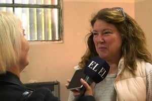 Docente se ofreció como autoridad de mesa