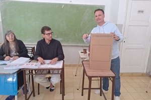 El momento de la votación del ministro de Obras Públicas.