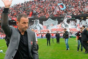 Lucas Bernardi, el hombre elegido por Astore para afrontar estos últimos tres partidos. Newell's se juega la permanencia en el partido ante Unión.