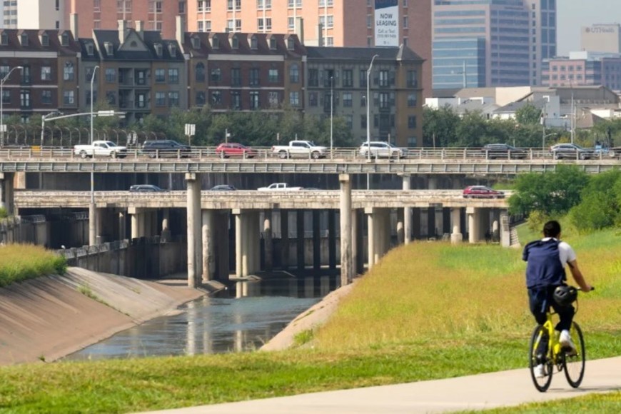 Una vista de Brays Bayou, en Houston.