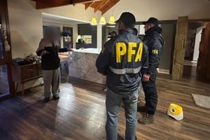 En total fueron allanados 21 inmuebles del sur santafesino. Foto: PF