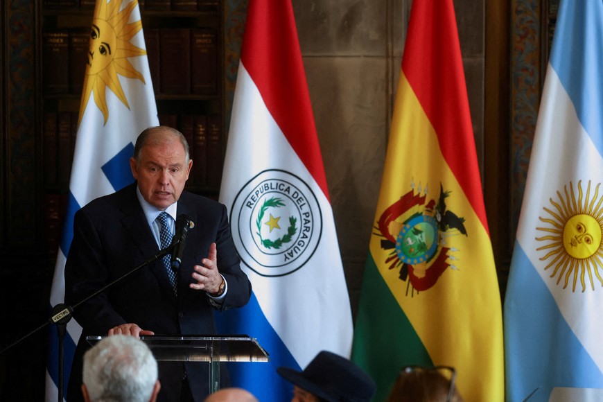 FILE PHOTO: Argentinian Foreign Minister Gerardo Werthein speaks on the day of the free trade agreement signing ceremony of the Mercosur and the European Free Trade Association (EFTA), at the Itamaraty Palace in Rio de Janeiro, Brazil September 16, 2025. REUTERS/Pilar Olivares/File Photo