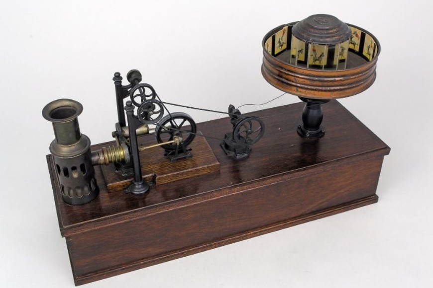 El praxinoscopio de Émile Reynaud.