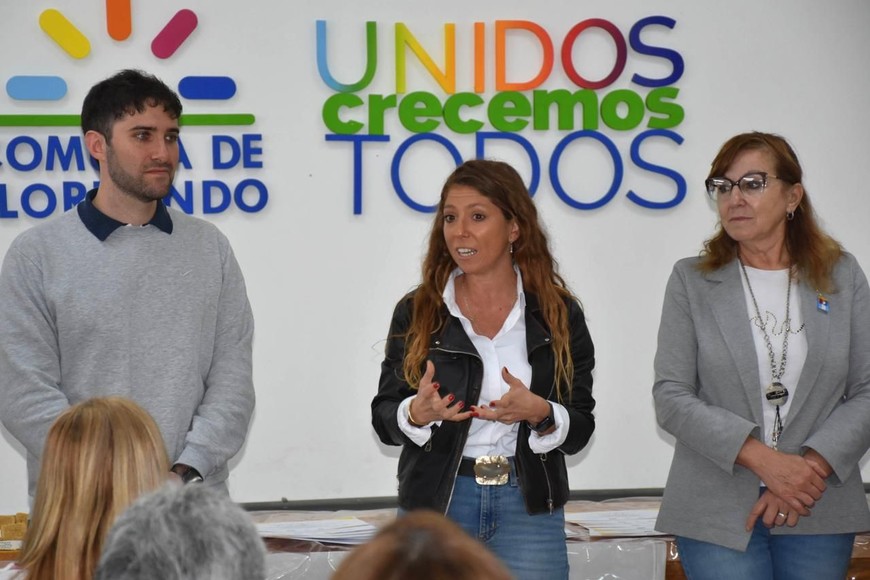 Postales de la feria “Manos Emprendedoras”.