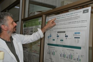 Iván Marcipar explicó en qué consiste el estudio que están desarrollando y cuáles son los próximos pasos. Foto: Manuel Fabatía