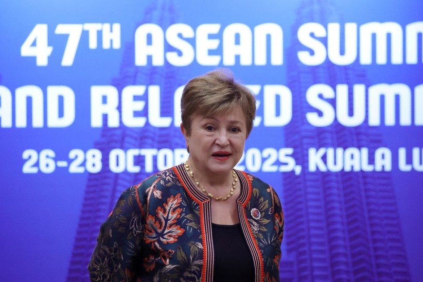 International Monetary Fund (IMF) Managing Director Kristalina Georgieva waits before a bilateral meeting with Malaysia's Prime Minister Anwar Ibrahim (not pictured) on the sidelines of the Association of Southeast Asian Nations (ASEAN) Summit in Kuala Lumpur, Malaysia, 28 October 2025. The 47th ASEAN Summit and Related Summits are being held in the Malaysian capital from 26 to 28 October 2025.    HOW HWEE YOUNG / POOL/Pool via REUTERS