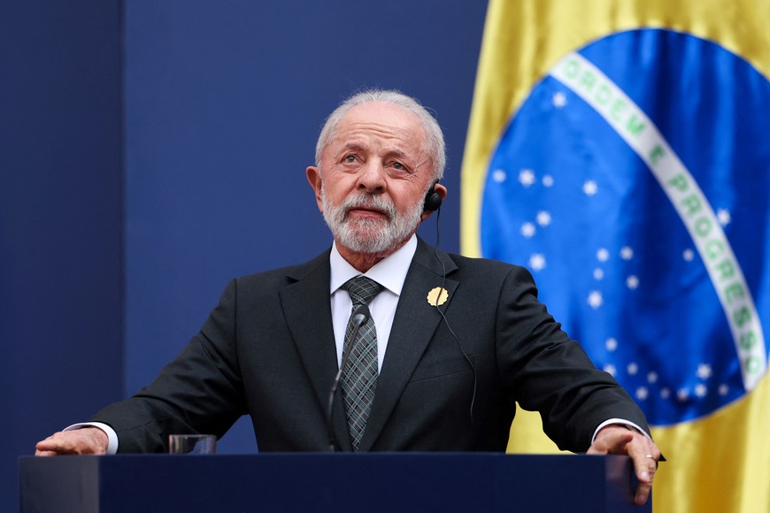 Brazil's President Luis Inacio Lula da Silva looks on during a joint statement with Chile's President Gabriel Boric, Uruguay's President Yamandu Orsi, Spain's Prime Minister Pedro Sanchez and Colombia's President Gustavo Petro (not pictured) as they attend a meeting called "Democracy Always," in Santiago, Chile July 21, 2025. REUTERS/Pablo Sanhueza