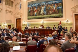La Asamblea Legislativa sesionó en la Cámara de Diputados de Santa Fe.