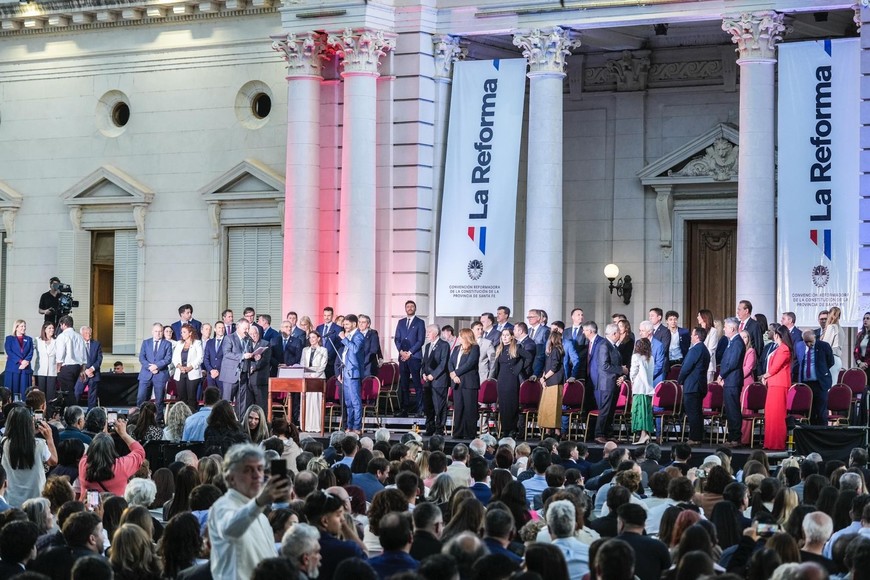 "Venimos de una reforma constitucional que fue ejemplar, de ganar las elecciones locales en junio y de ganar la elección de constituyentes escuchando a la sociedad y con autocrítica. Si algo nos refleja la elección del 26 de octubre es que nadie es dueño de los votos". Crédito: Archivo El Litoral.
