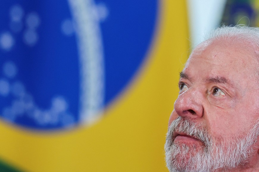 Brazil's President Luiz Inacio Lula da Silva attends a signing ceremony for an education bill at the Planalto Palace in Brasilia, Brazil October 31, 2025. REUTERS/Adriano Machado