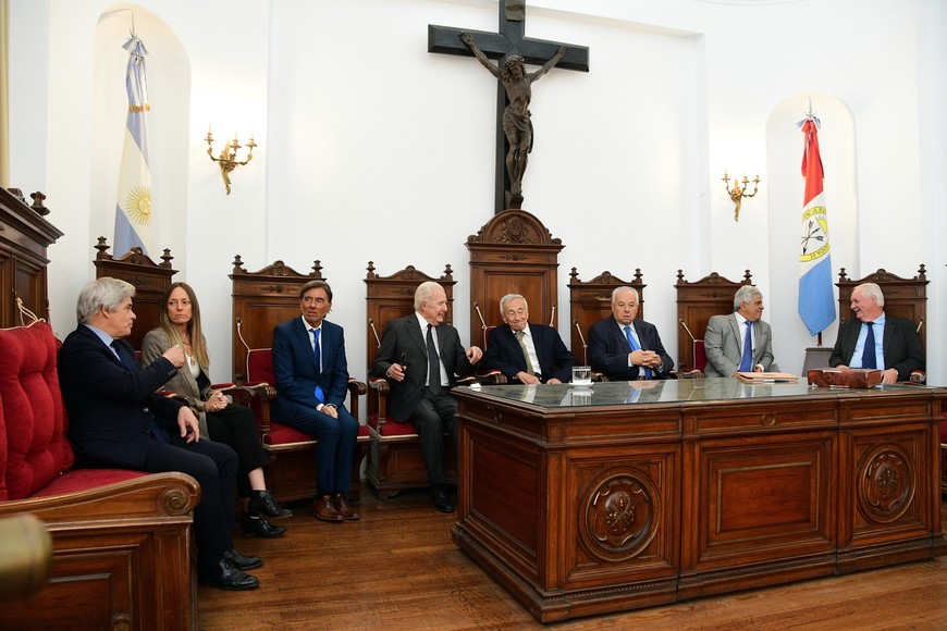 La Corte toma juramento a 15 jueces de distintos fueros para el centro norte santafesino