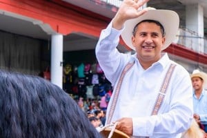 México: asesinaron al alcalde Carlos Manzo en Uruapan durante acto del Día de Muertos