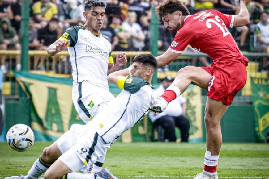 Defensa y Justicia vs Huracán. Foto: @CAHuracan