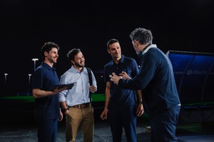 Scaloni protagoniza la nueva campaña “Valemos Mucho” de Banco Macro.