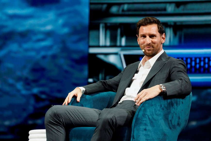 Argentine soccer player Lionel Messi speaks at the America Business Forum in Miami, Florida, U.S., November 5, 2025. REUTERS/Marco Bello