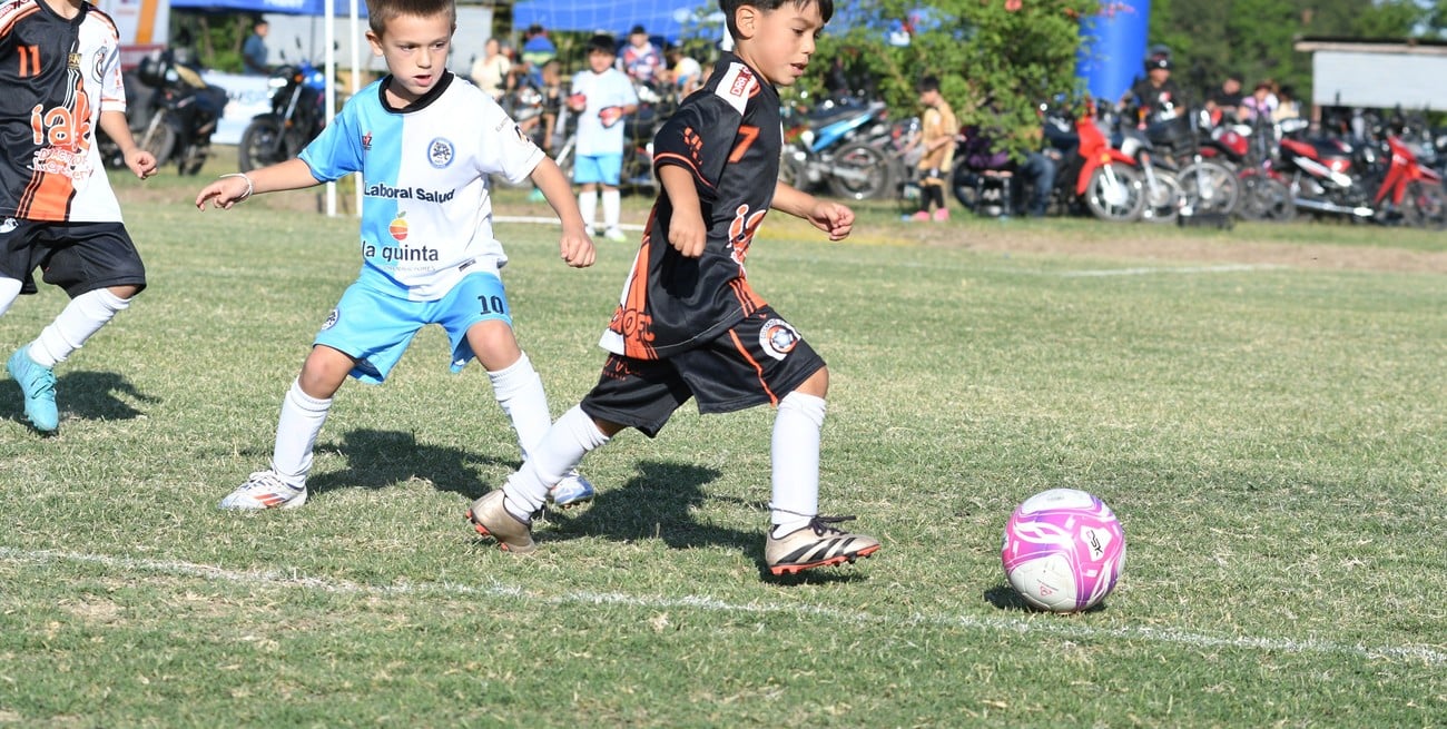 Cosmos FC cumple 16 años y celebra un crecimiento que no se detiene