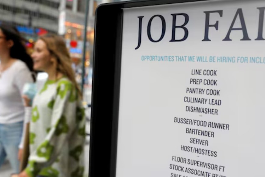 job search REUTERS/Andrew Kelly