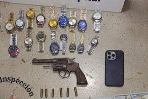 El sospechoso tenía en su casa un revólver de grueso calibre. Foto: El Litoral