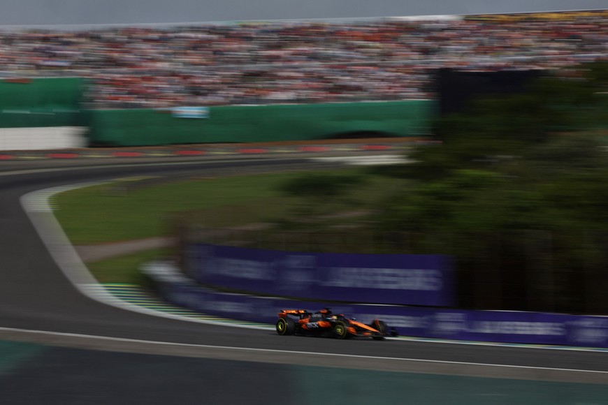Formula One F1 - Sao Paulo Grand Prix - Autodromo Jose Carlos Pace, Sao Paulo, Brazil - November 7, 2025
McLaren's Oscar Piastri during sprint qualifying REUTERS/Amanda Perobelli