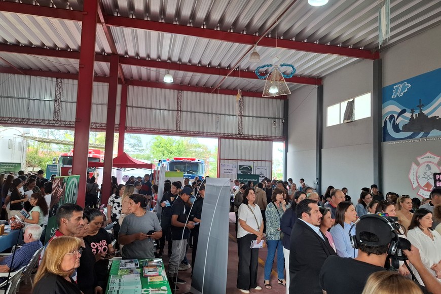 San Javier reafirma su compromiso con la educación: se realizó la 4ª edición de la Expo Carreras