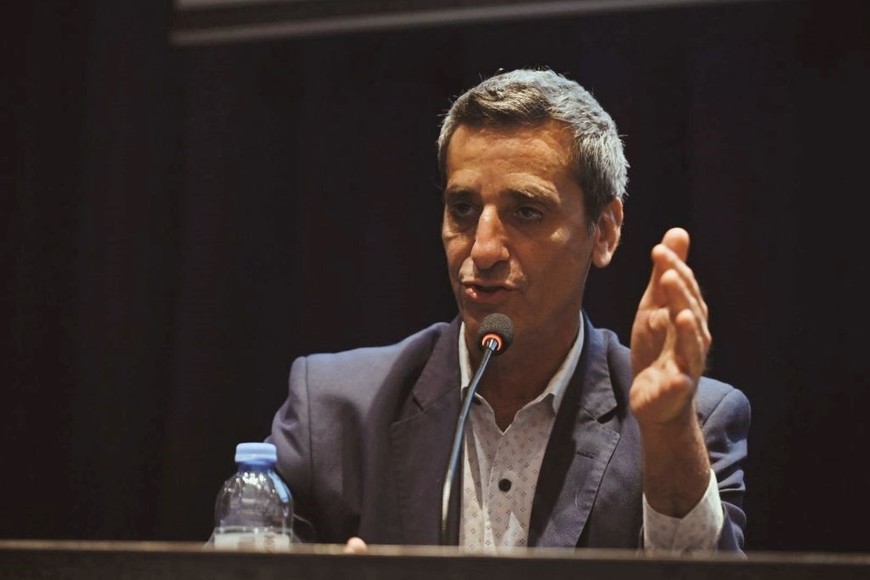 Grabia destacó la importancia de “volver a la calle” como práctica profesional.