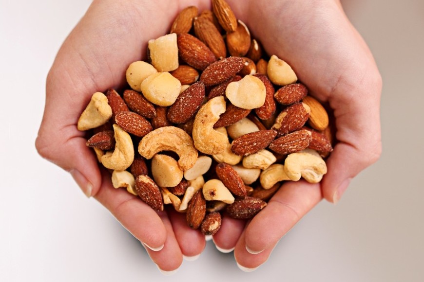 La variedad de frutos secos ofrece diferentes beneficios nutricionales.