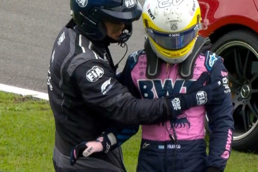 El piloto argentino perdió el control del A525 y se estrelló contra las barreras.