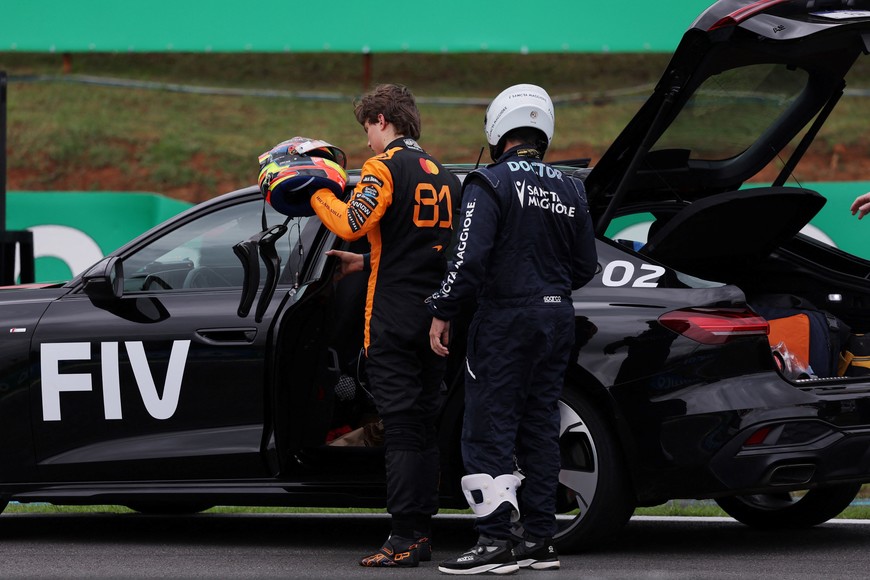 Formula One F1 - Sao Paulo Grand Prix - Autodromo Jose Carlos Pace, Sao Paulo, Brazil - November 8, 2025
McLaren's Oscar Piastri after he crashed out during the sprint race REUTERS/Amanda Perobelli