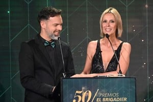 La conducción de los Brigadier 2025 a cargo de Gustavo Ocampo y Milva Castellini. Crédito: Flavio Raina