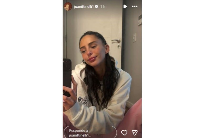 Juanita Tinelli se mostró desde la casa.