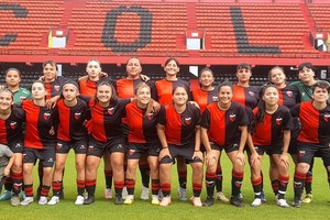 Colón hizo historia: el fútbol femenino pisó el Brigadier López