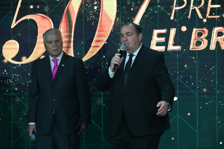 El  intedente Juan Pablo Poletti, junto a Guillermo Álvarez.