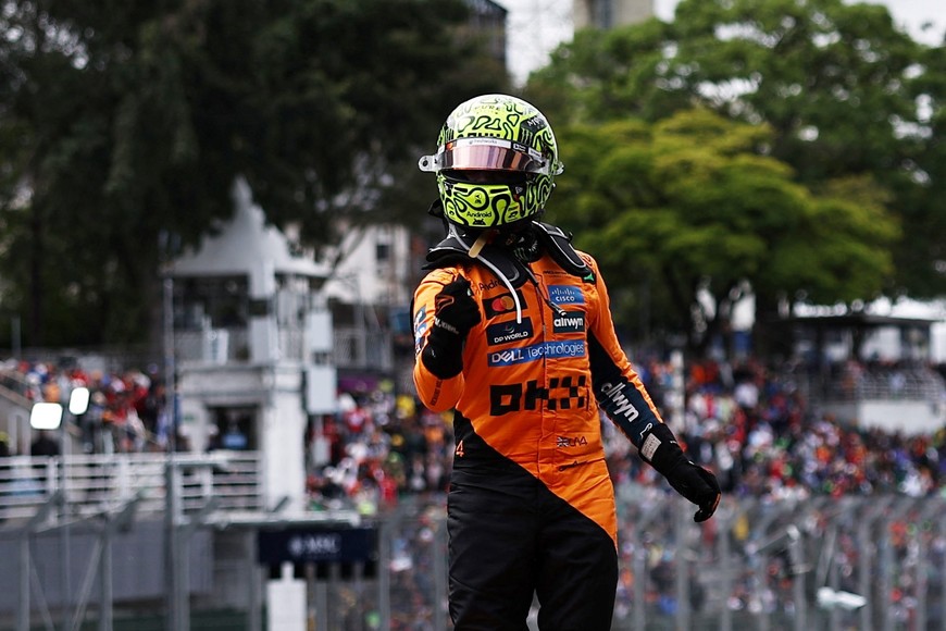 Formula One F1 - Sao Paulo Grand Prix - Autodromo Jose Carlos Pace, Sao Paulo, Brazil - November 9, 2025
McLaren's Lando Norris celebrates after winning the Sao Paulo Grand Prix REUTERS/Amanda Perobelli
