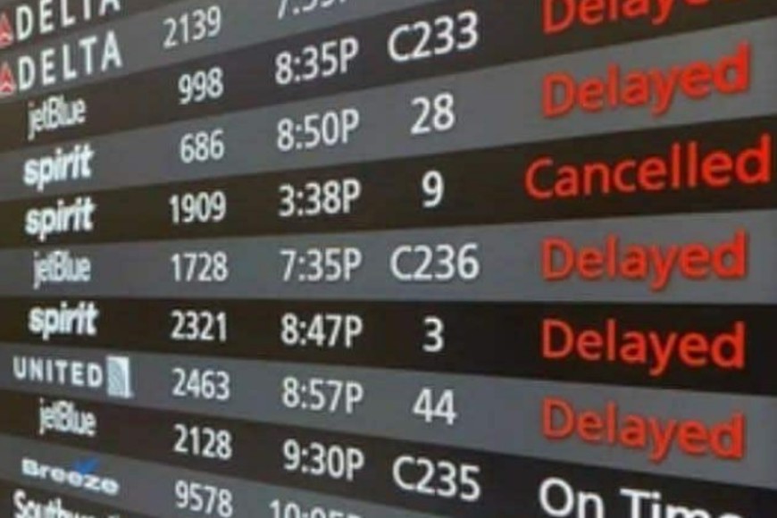 Unas 6.056 rutas desde o hacia EEUU han sufrido retrasos este lunes.