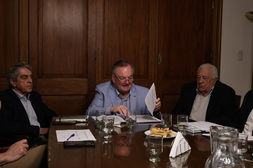 Michlig encabezó el encuentro en el Senado junto a legisladores de ambas Cámaras.