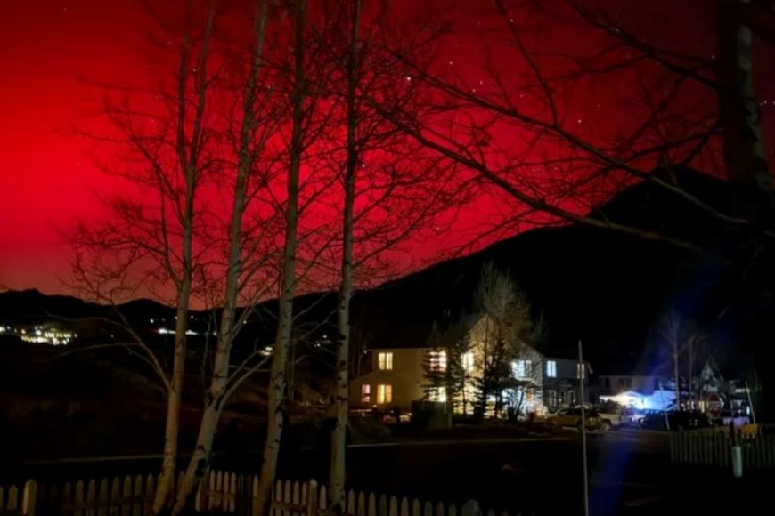 Auroras boreales sorprendieron a los habitantes del estado de Florida en Estados Unidos. Crédito: CNN