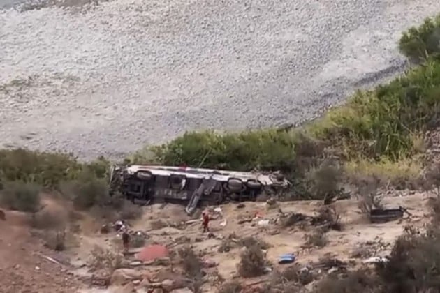 El colectivo luego del accidente.