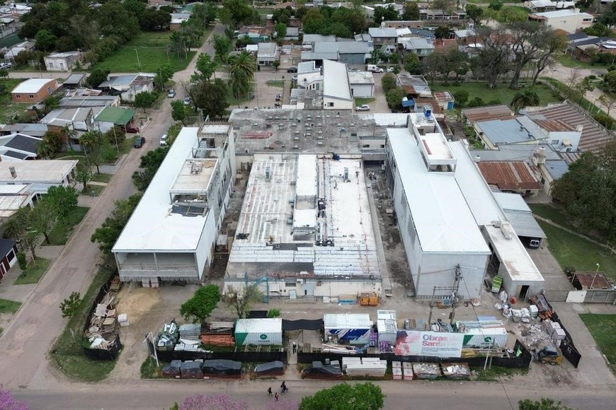 Las tareas en el Hospital de Villa Ocampo demandan una inversión al Estado provincial de 18 mil millones de pesos.